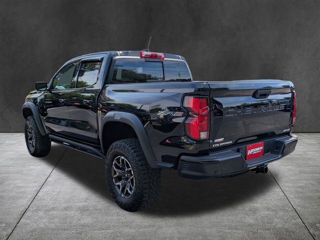 Used 2024 Chevrolet Colorado ZR2 w/ ZR2 Convenience Package III AWD/4WD image 6