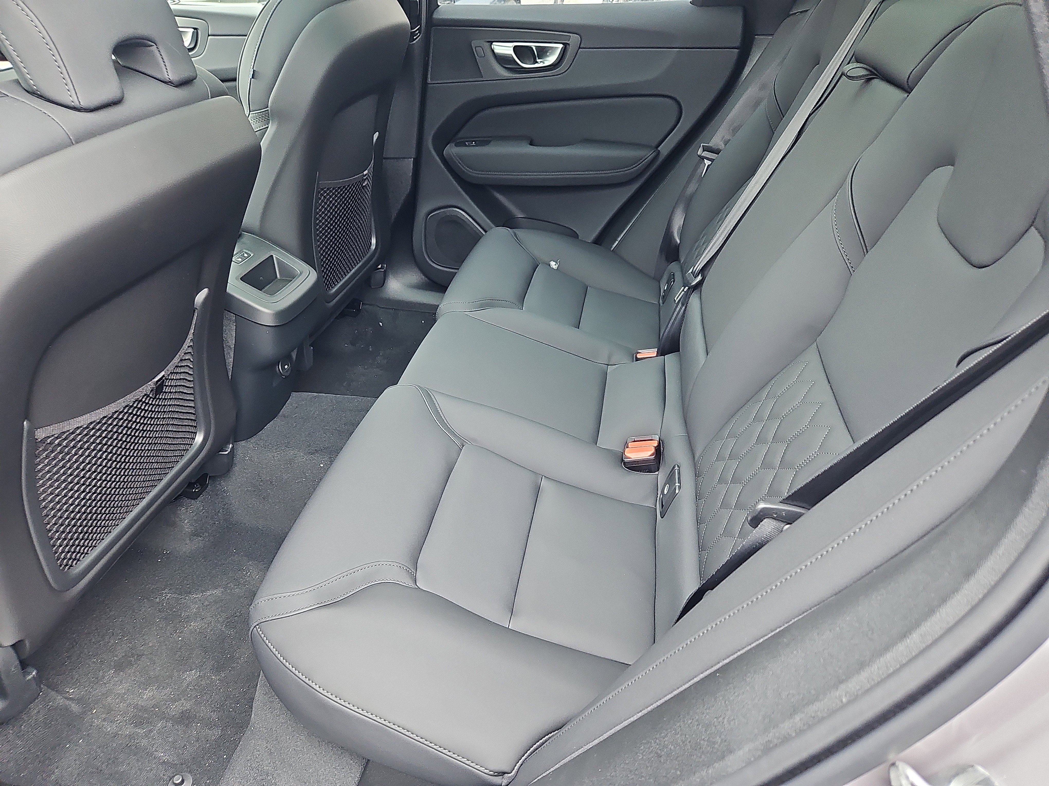 New 2026 Volvo XC60 B5 Plus w/ Protection Package Premier image 23