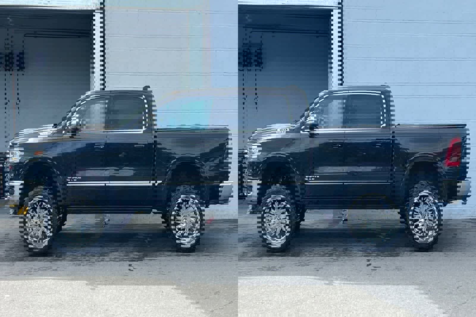 Used 2023 RAM 1500 Limited image 6