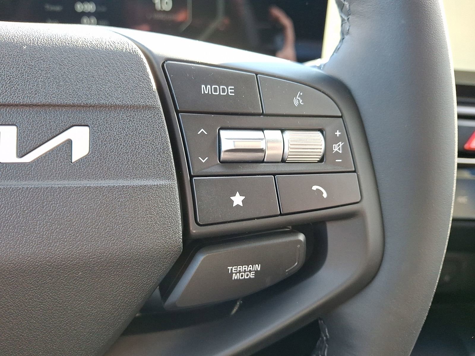 New 2026 Kia Sportage SX image 21