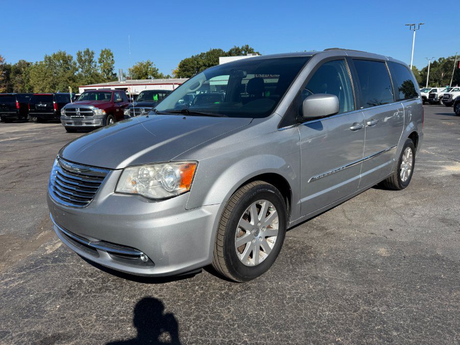 Used 2014 Chrysler Town & Country Touring