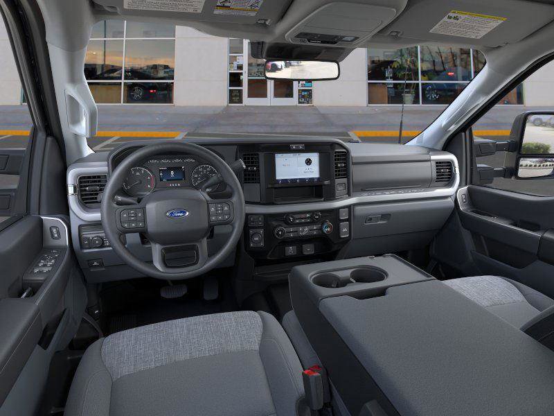 New 2026 Ford F350 XLT w/ FX4 Off-Road Package image 9