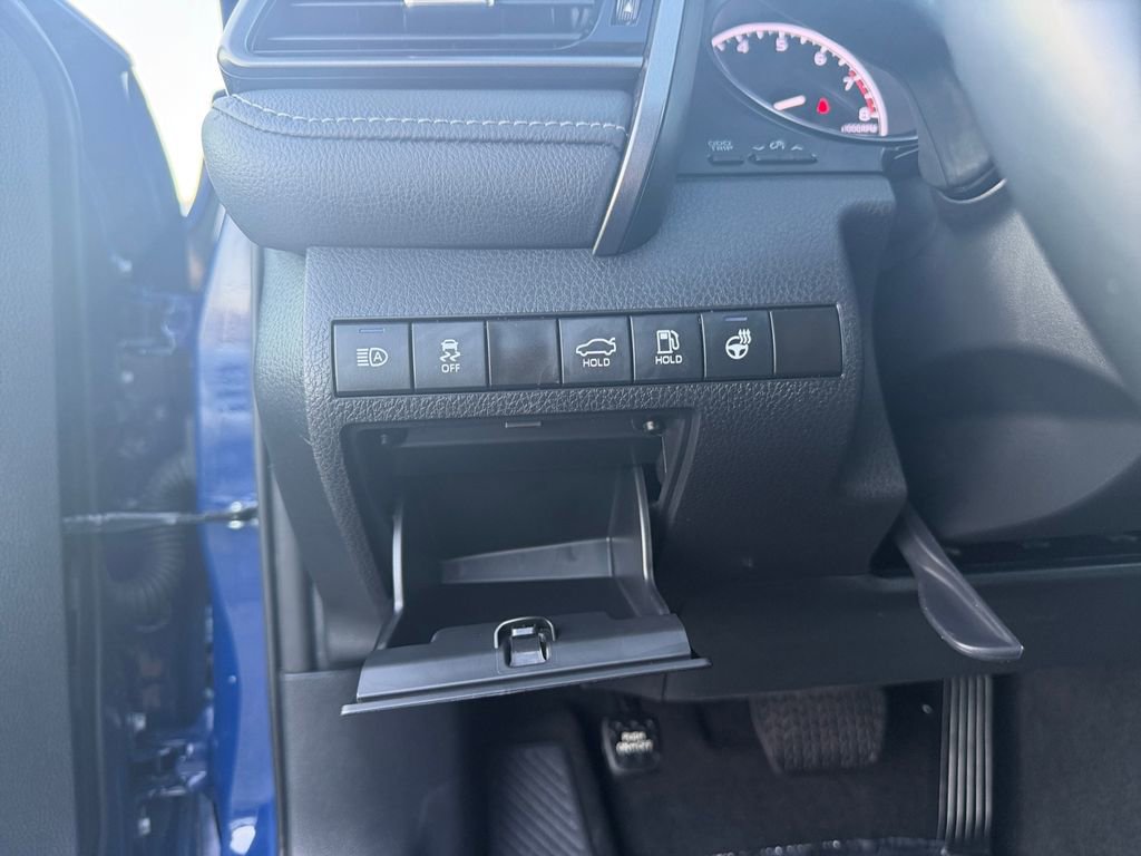 Used 2023 Toyota Camry SE w/ Cold Weather Package image 21