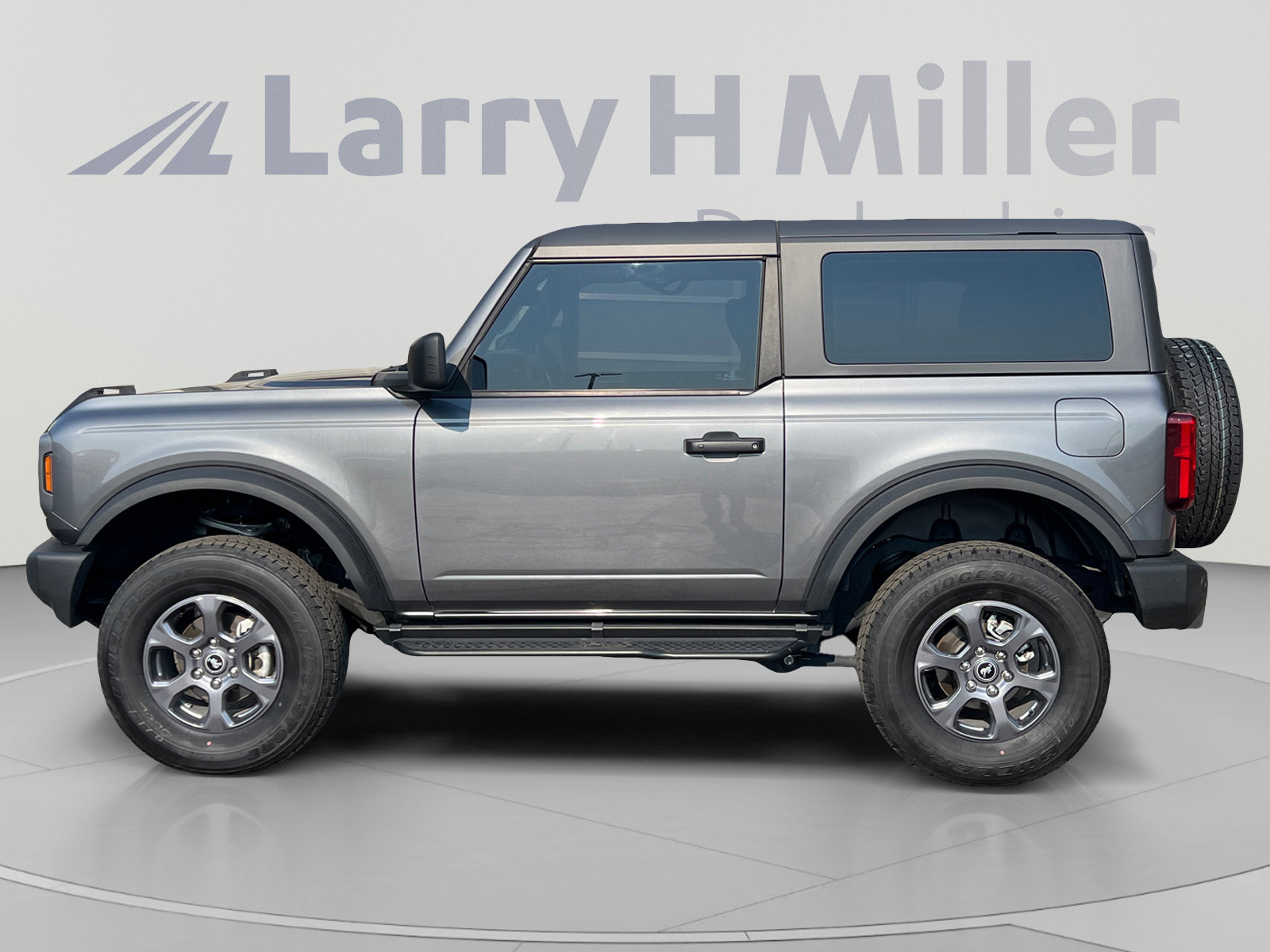 Used 2024 Ford Bronco Big Bend AWD/4WD image 2