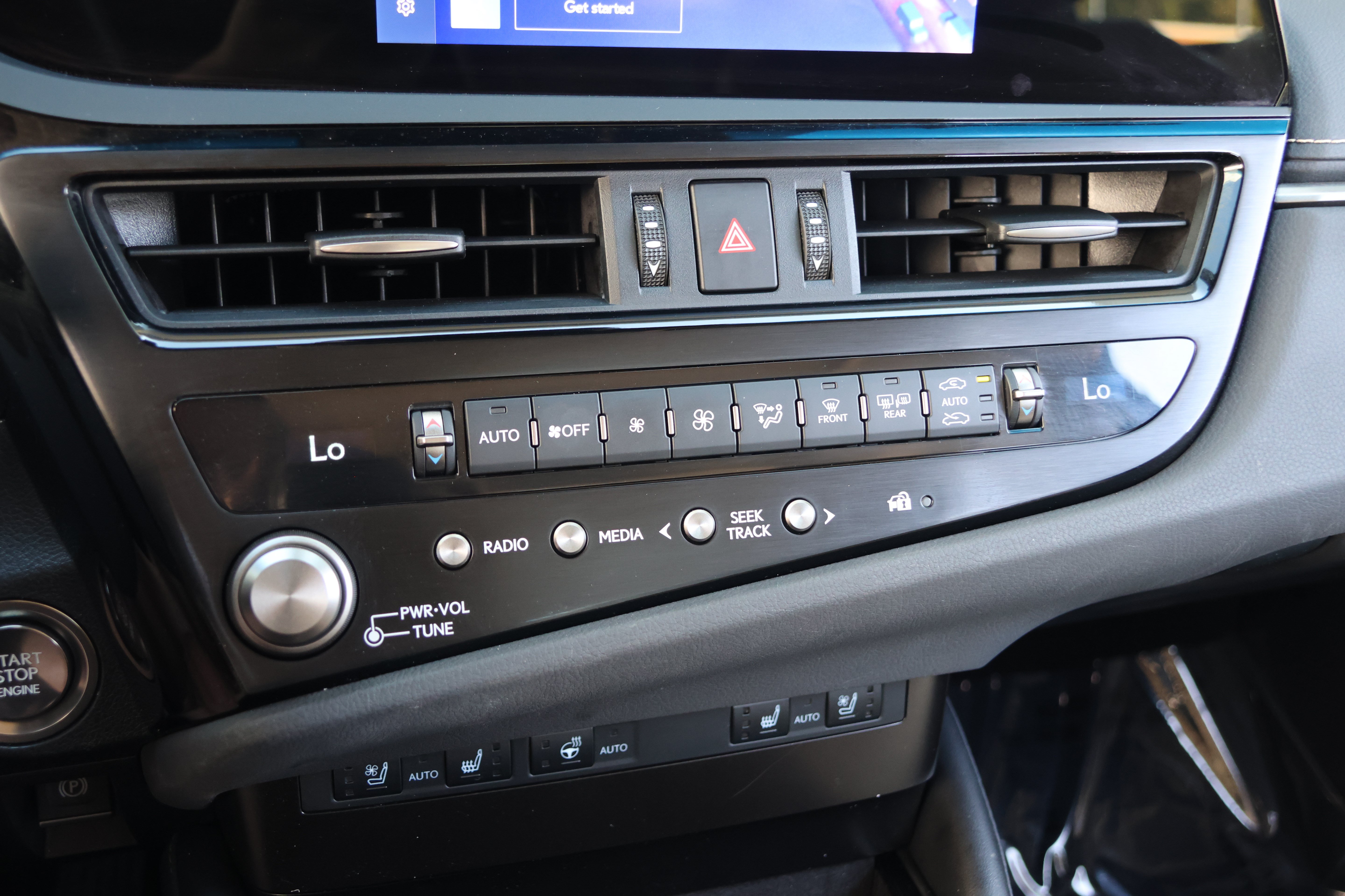 Certified 2024 Lexus ES 350 w/ Premium Package FWD image 21