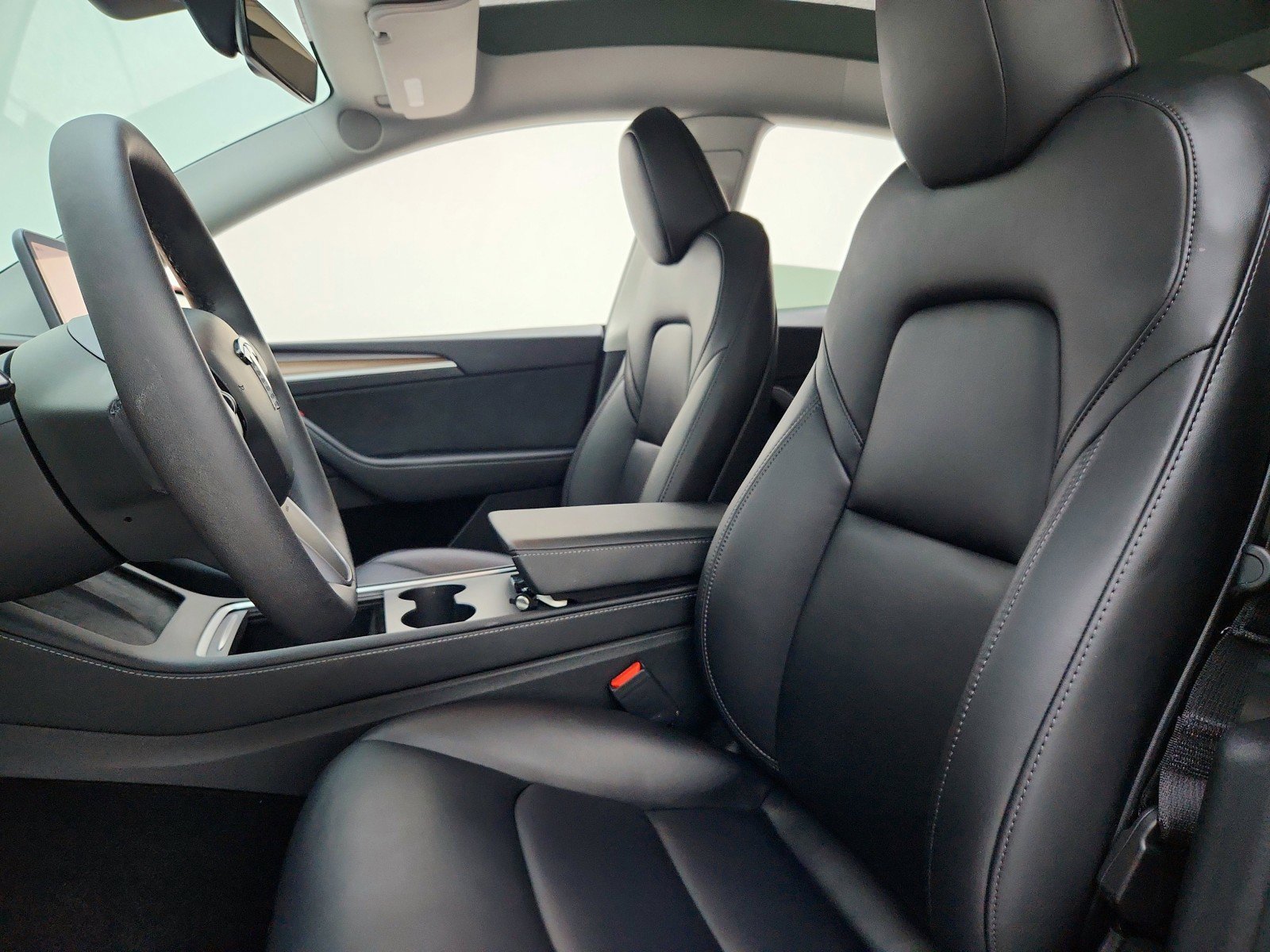 Used 2024 Tesla Model Y Performance image 17