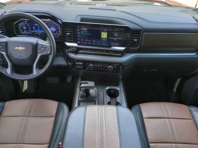 Certified 2025 Chevrolet Silverado 1500 High Country w/ High Country Premium Package AWD/4WD image 17