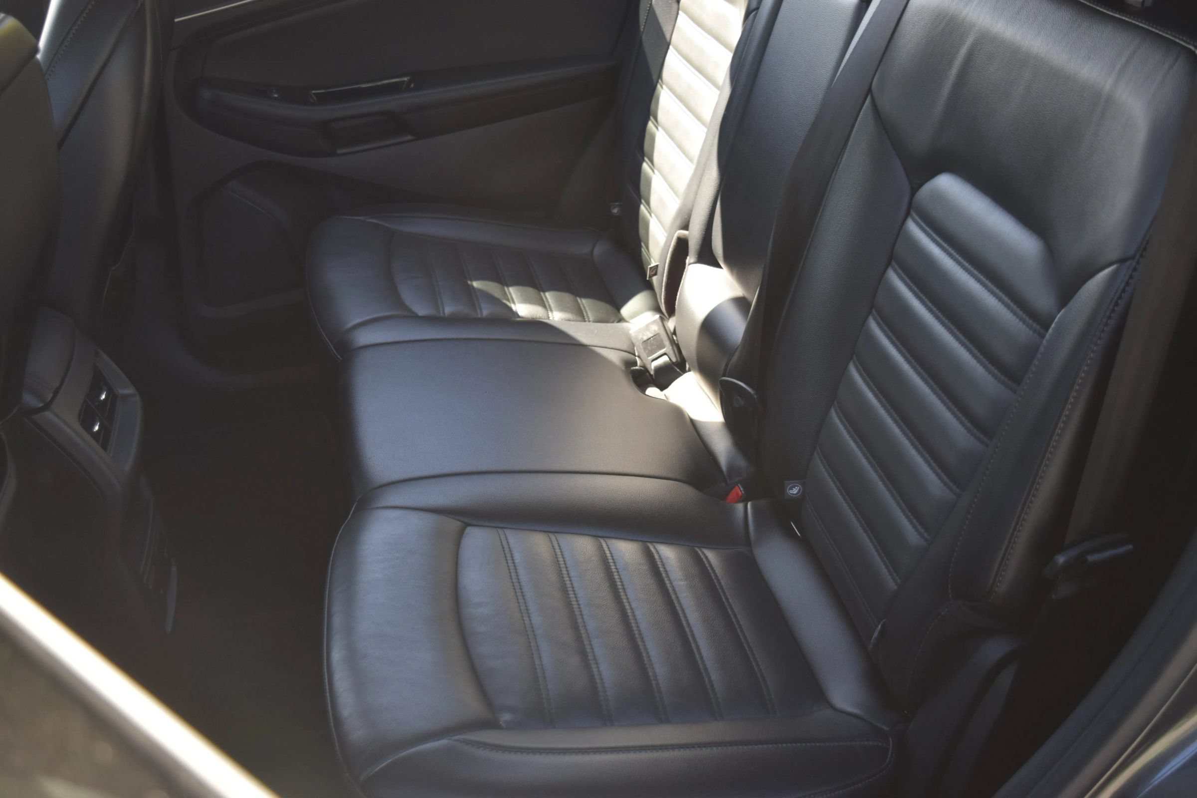 Used 2018 Ford Edge SEL w/ Equipment Group 201A AWD/4WD image 7