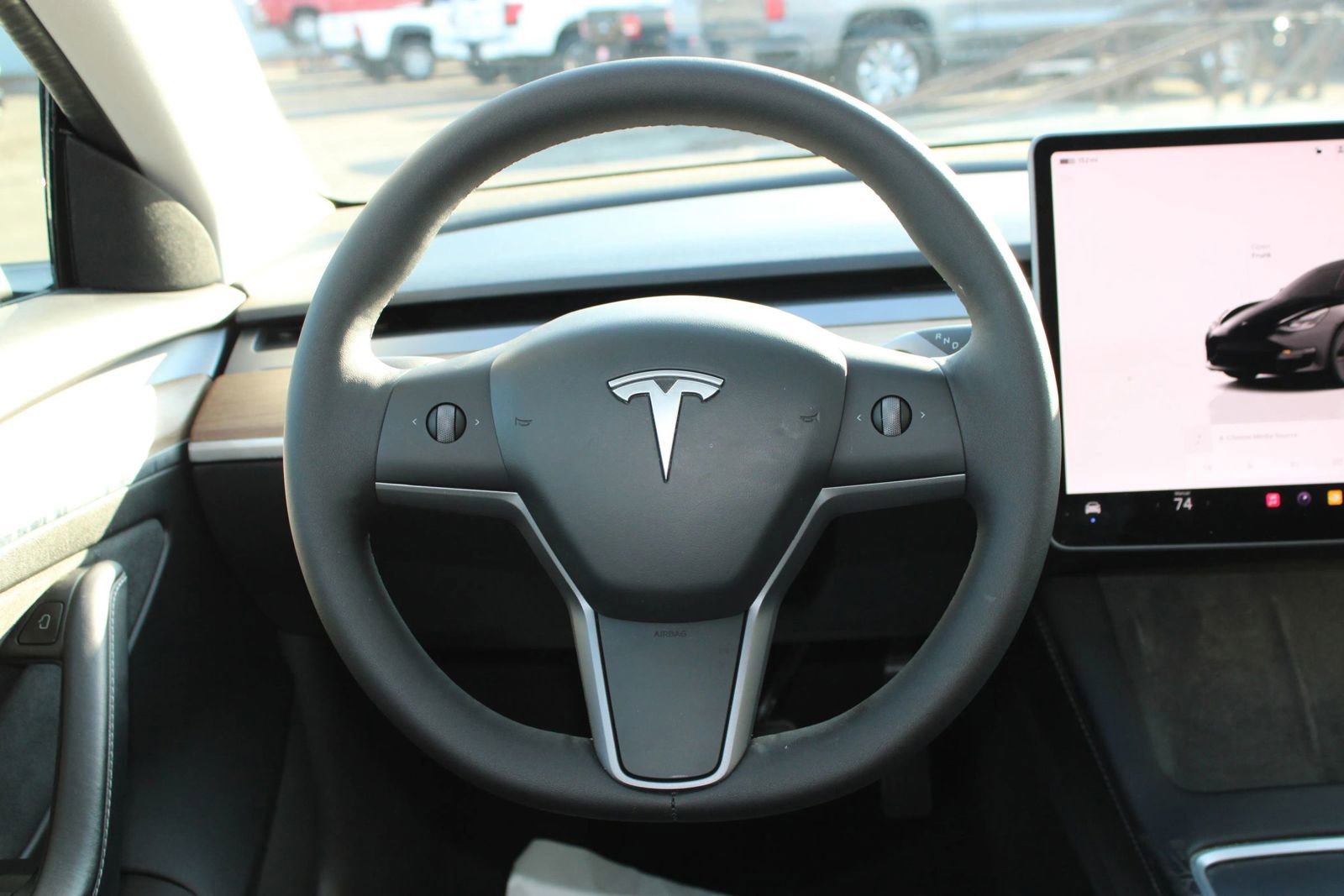 Used 2022 Tesla Model 3 Standard Range image 25