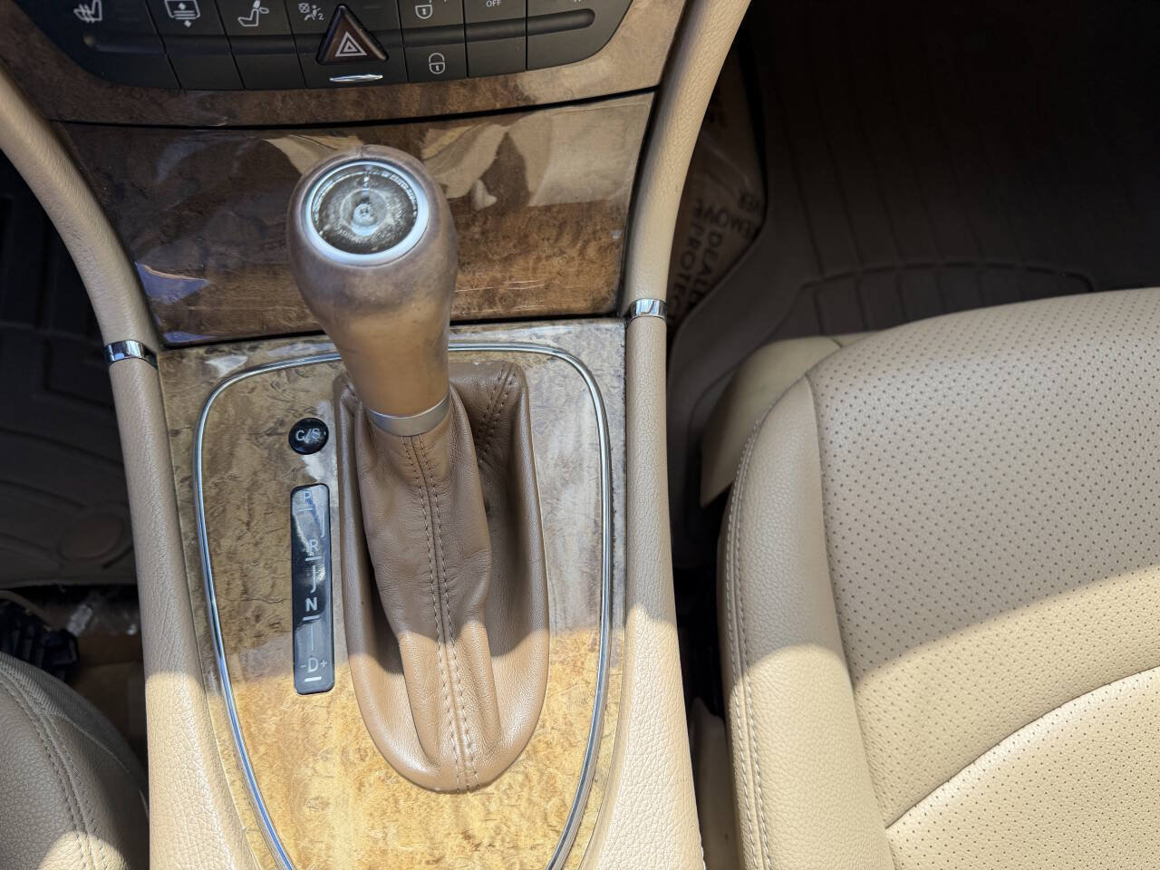 Used 2007 Mercedes-Benz E 350 4MATIC Sedan image 21