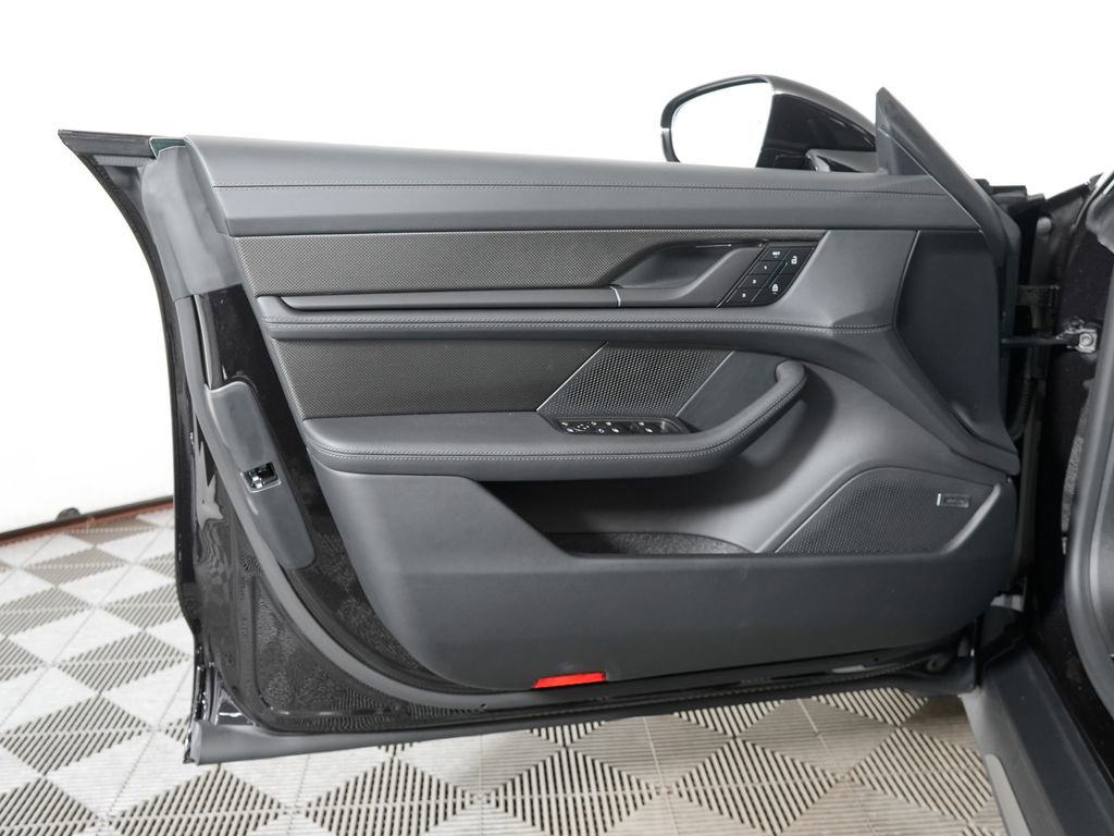 New 2026 Porsche Taycan Turbo AWD/4WD image 15