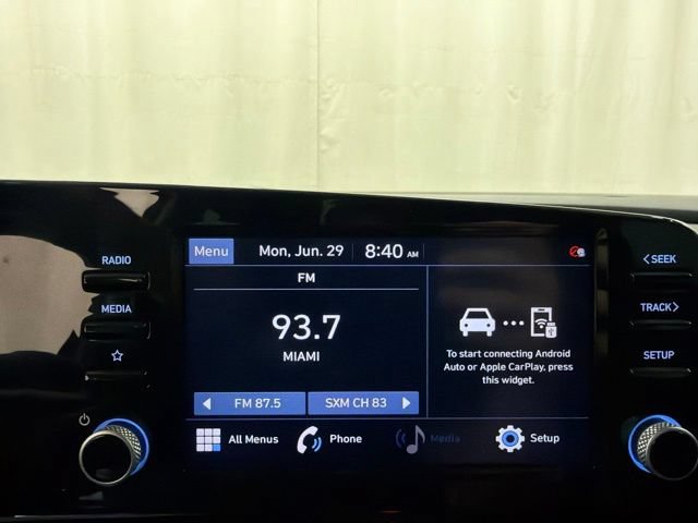 Used 2022 Hyundai Elantra SEL w/ Convenience Package FWD image 13