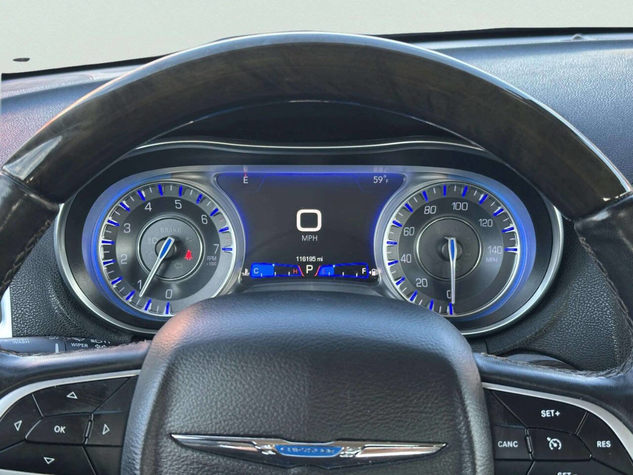 Used 2019 Chrysler 300 Limited image 26