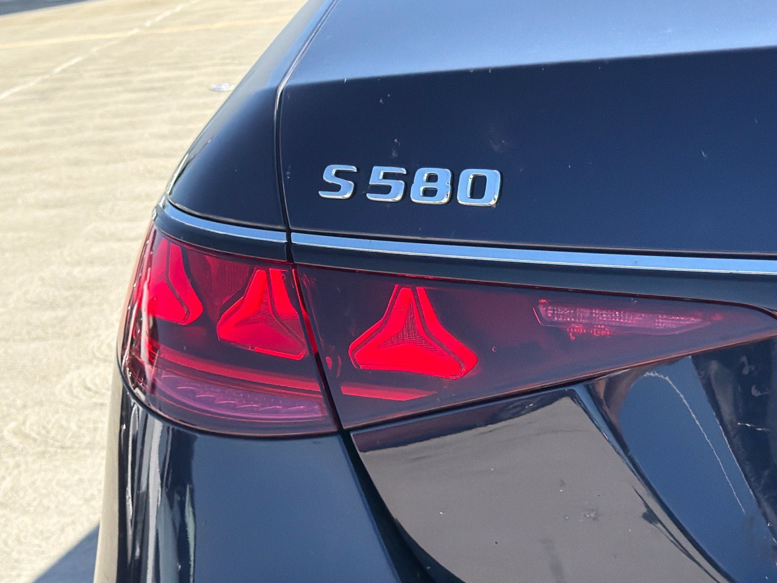 New 2027 Mercedes-Benz S 580 4MATIC Sedan image 13