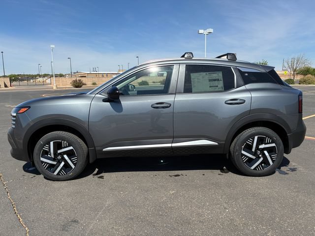 New 2026 Nissan Kicks SV w/ Charging Package FWD image 3