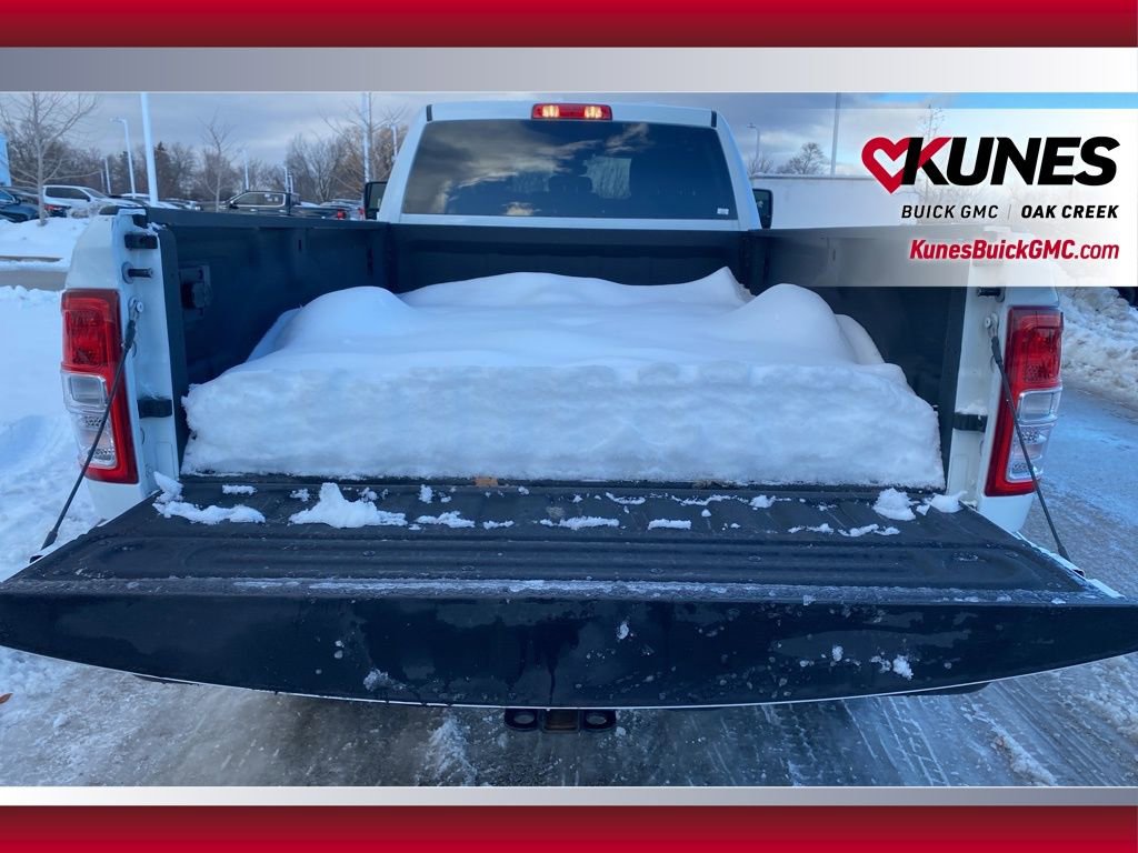 Used 2024 RAM 3500 Big Horn image 7
