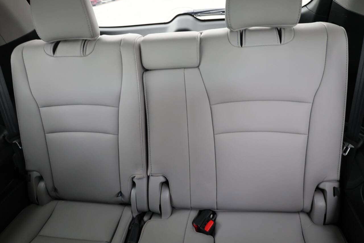 Used 2016 Honda Pilot EX-L image 17
