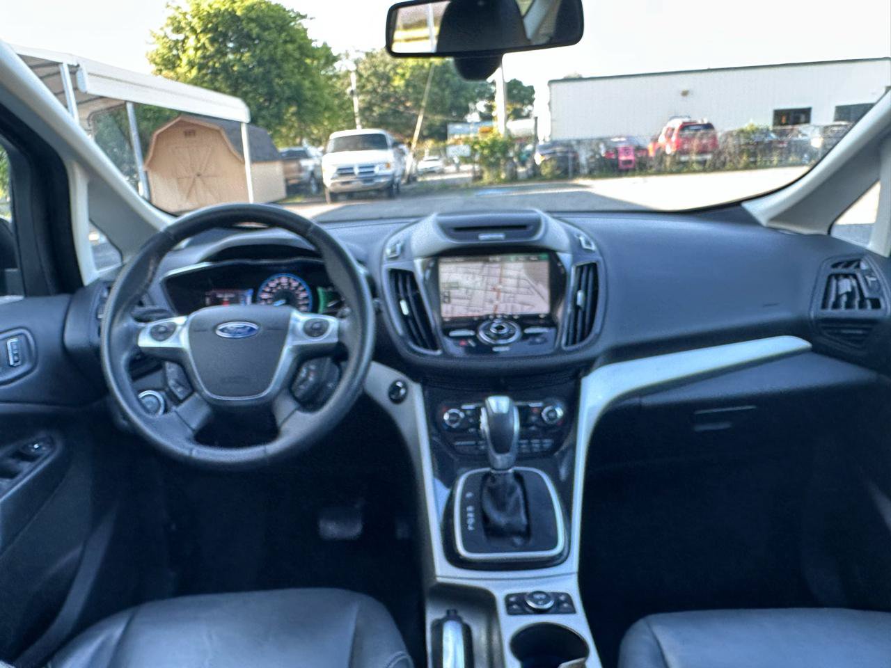 Used 2015 Ford C-MAX Energi SEL w/ Equipment Group 303A FWD image 23