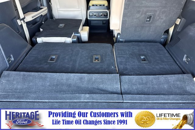 Used 2023 Ford Expedition Limited AWD/4WD image 16