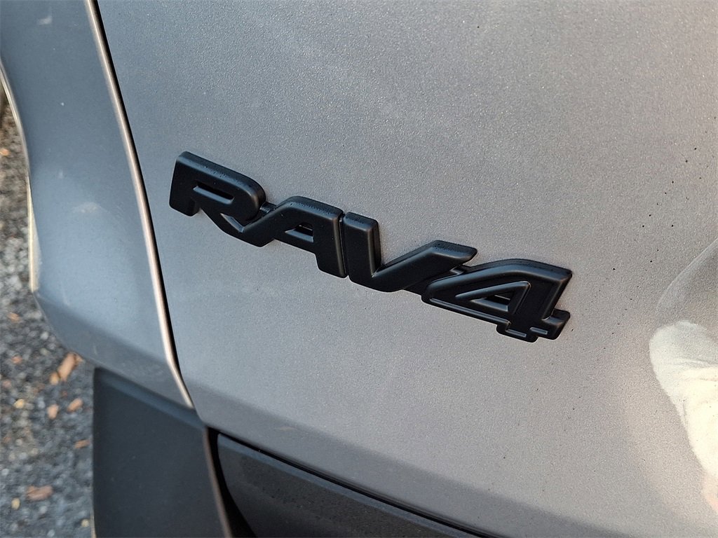New 2025 Toyota RAV4 XLE image 18