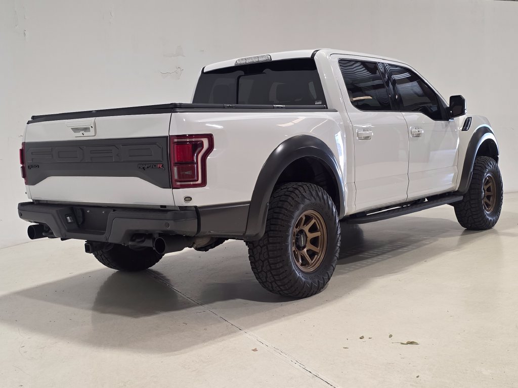 Used 2017 Ford F150 Raptor w/ Equipment Group 802A Luxury AWD/4WD image 5