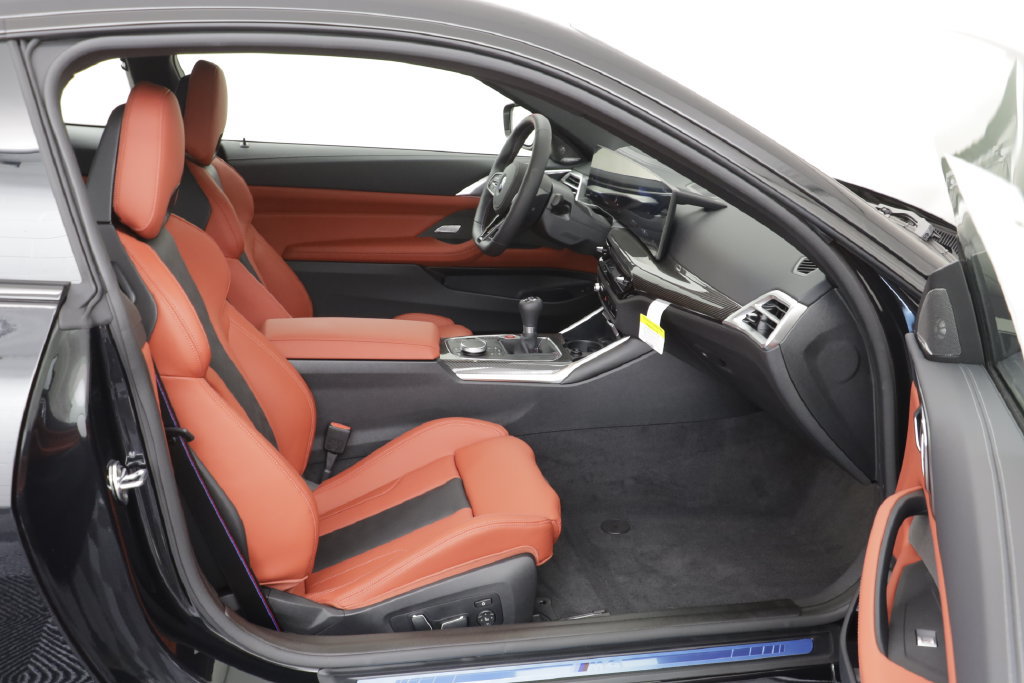 New 2027 BMW M4 Coupe w/ Executive Package RWD image 24