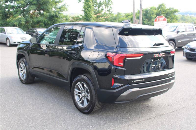 Used 2026 GMC Terrain Elevation FWD image 6