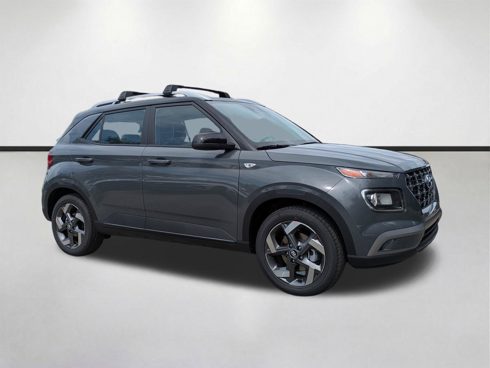 New 2026 Hyundai Venue SEL FWD image 2