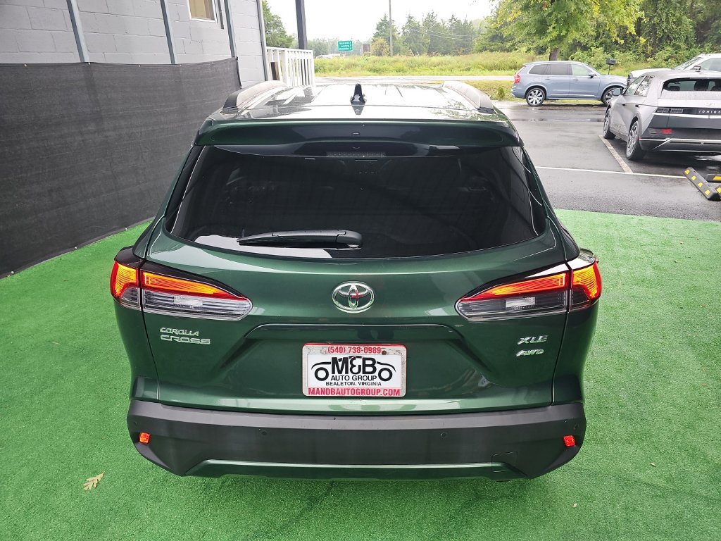 Used 2025 Toyota Corolla Cross XLE AWD/4WD image 5