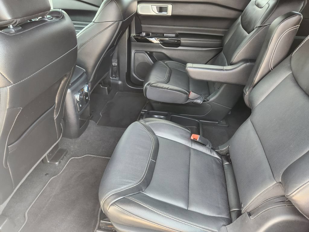 Used 2021 Ford Explorer ST w/ Equipment Group 401A AWD/4WD image 35
