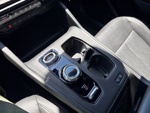 New 2026 Jeep Cherokee Limited AWD/4WD image 26