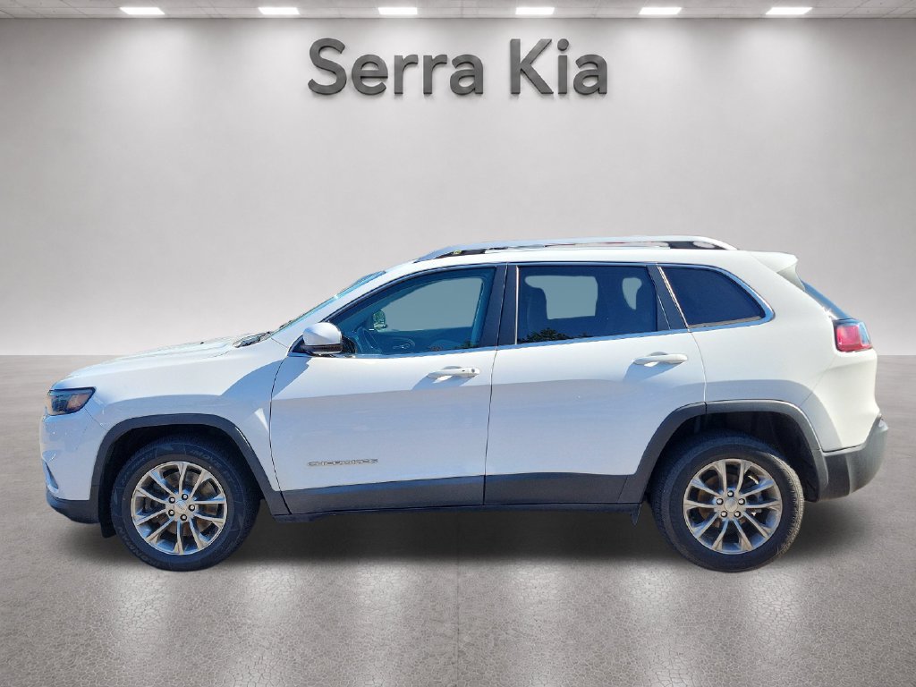 Used 2020 Jeep Cherokee Latitude Plus FWD image 2