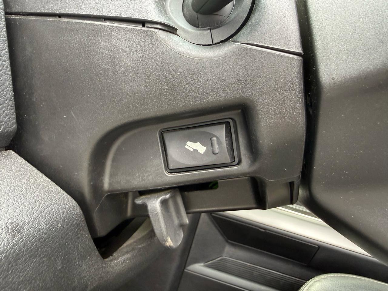 Used 2014 RAM 1500 Sport w/ Convenience Group image 20