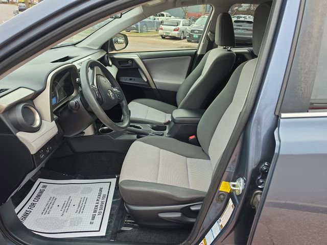 Used 2014 Toyota RAV4 LE AWD/4WD image 9