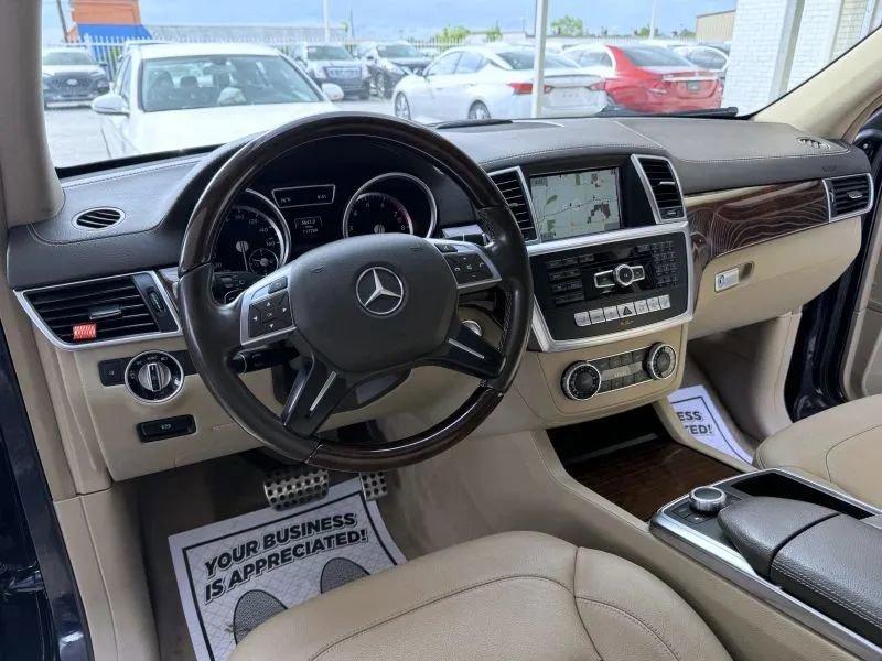 Used 2015 Mercedes-Benz ML 400 4MATIC image 26