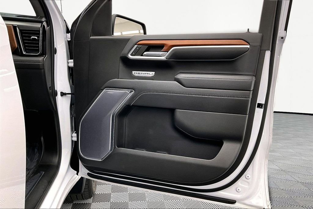 Used 2023 GMC Sierra 1500 Denali image 25