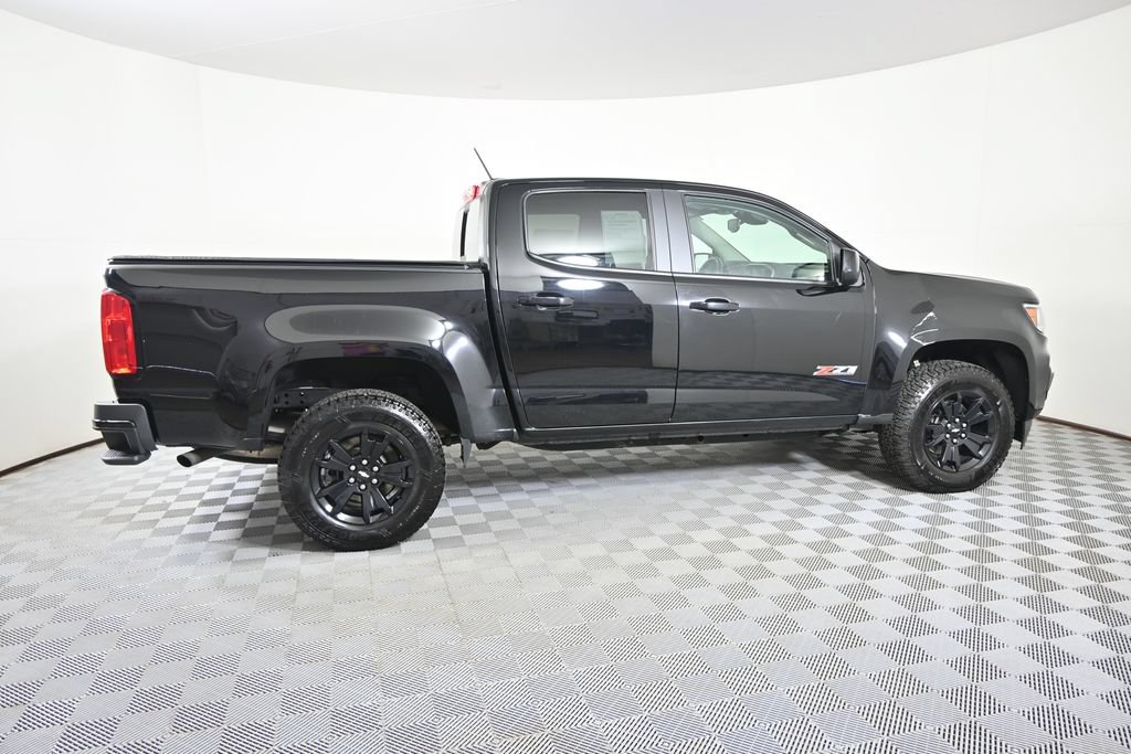 Used 2022 Chevrolet Colorado Z71 w/ Z71 Midnight Edition AWD/4WD image 8