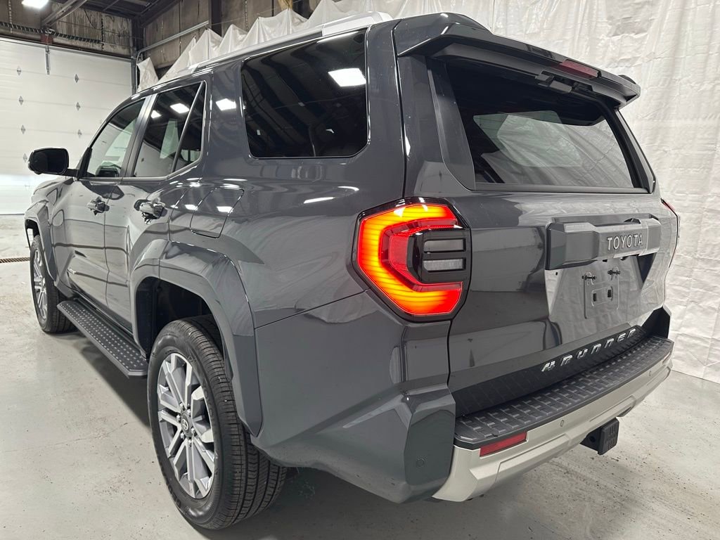 Used 2025 Toyota 4Runner Limited image 5