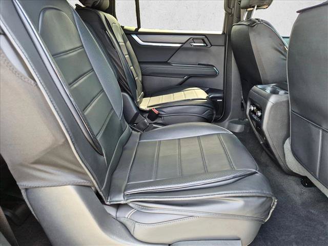 Used 2024 GMC Acadia Elevation w/ Luxury Package FWD image 18
