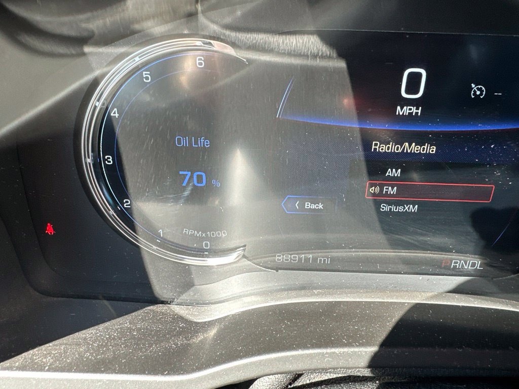 Used 2018 Cadillac Escalade ESV Luxury AWD/4WD image 13