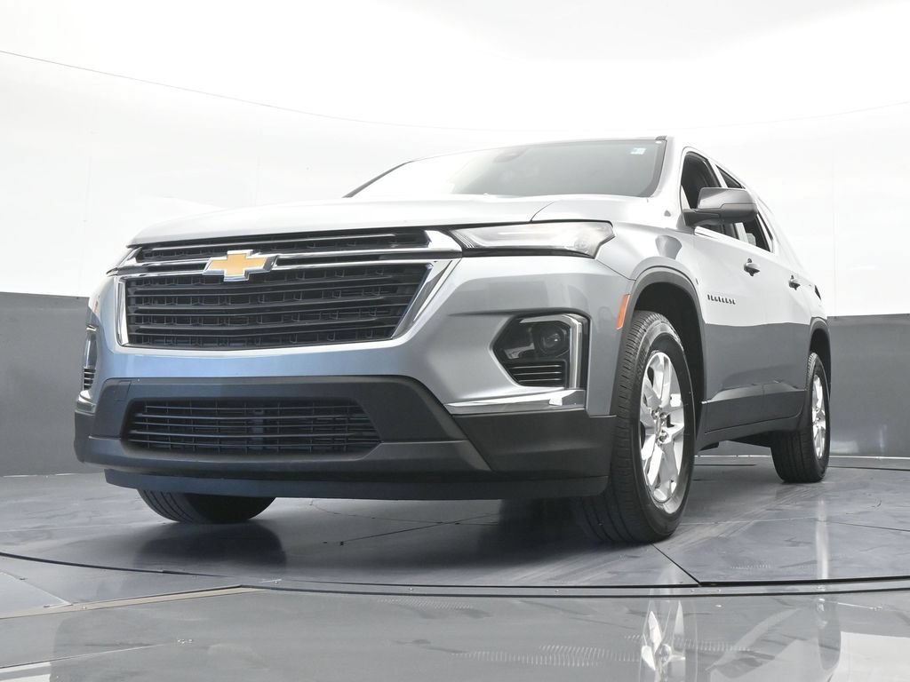 Used 2023 Chevrolet Traverse LS FWD image 58