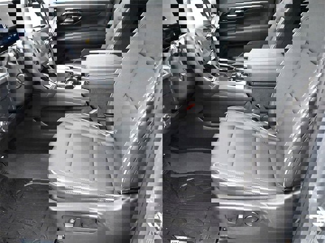 New 2026 Chevrolet Suburban Premier image 29