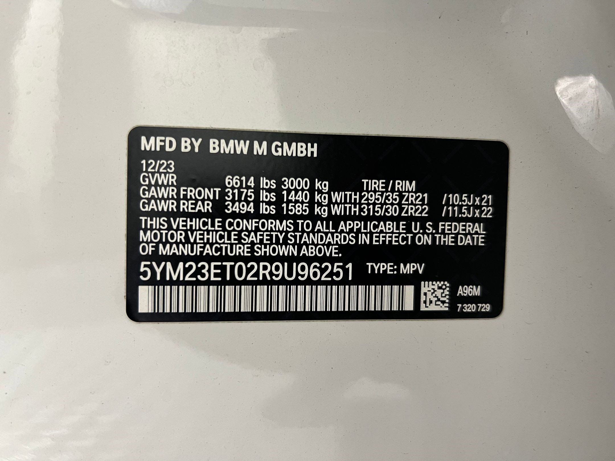 Used 2024 BMW X6 M Competition w/ Executive Package image 20