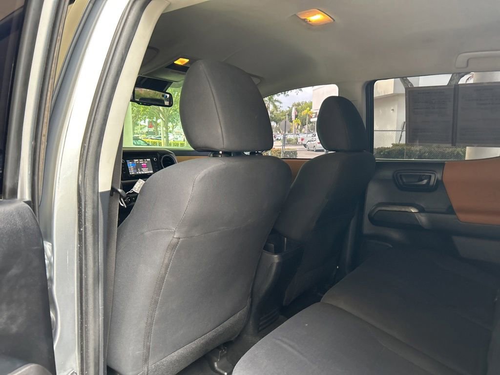 Used 2019 Toyota Tacoma SR5 RWD image 30