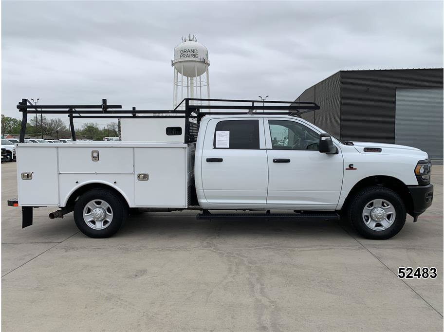 Used 2023 RAM 3500 Tradesman w/ Safety Group AWD/4WD image 5