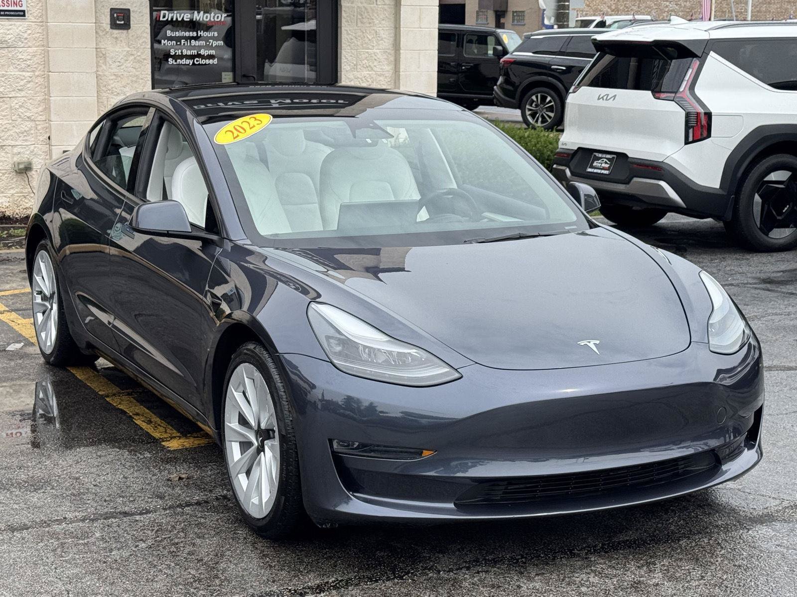Used 2023 Tesla Model 3 Standard Range RWD image 14