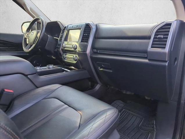 Used 2018 Ford Expedition Max Platinum AWD/4WD image 30
