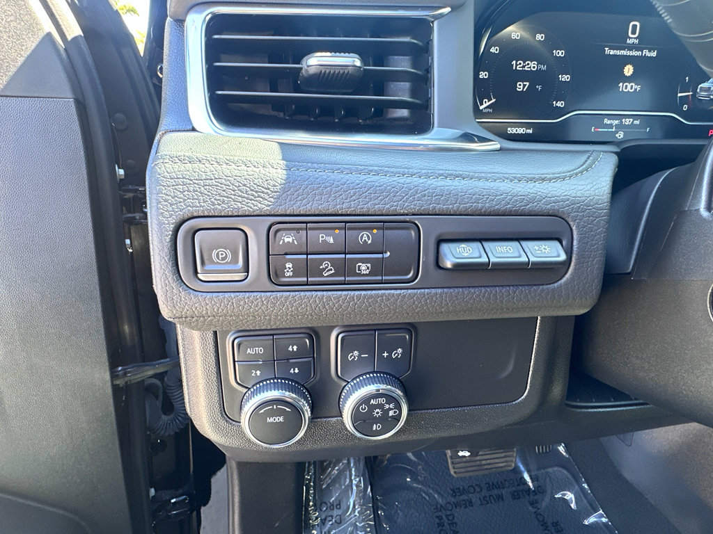 Used 2024 GMC Yukon XL Denali AWD/4WD image 16