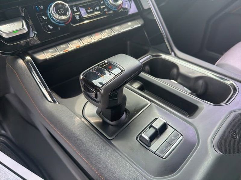 Used 2022 GMC Sierra 1500 AT4 w/ Sierra Safety Plus Package image 9