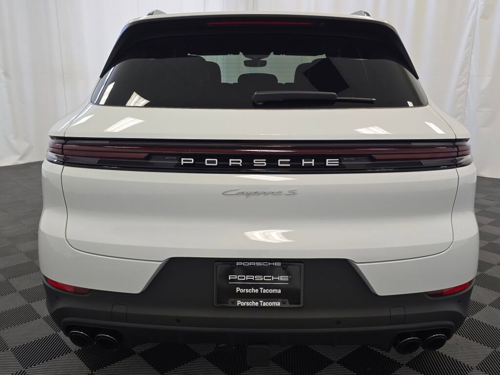 New 2025 Porsche Cayenne S image 6